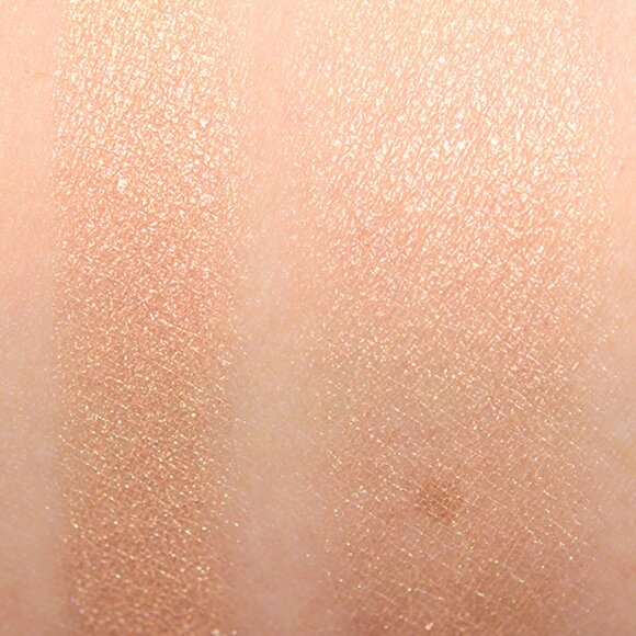 2/$15 Wet n Wild Megaglo Highlighting Powder in Golden Flower Crown - Picture 8 of 10